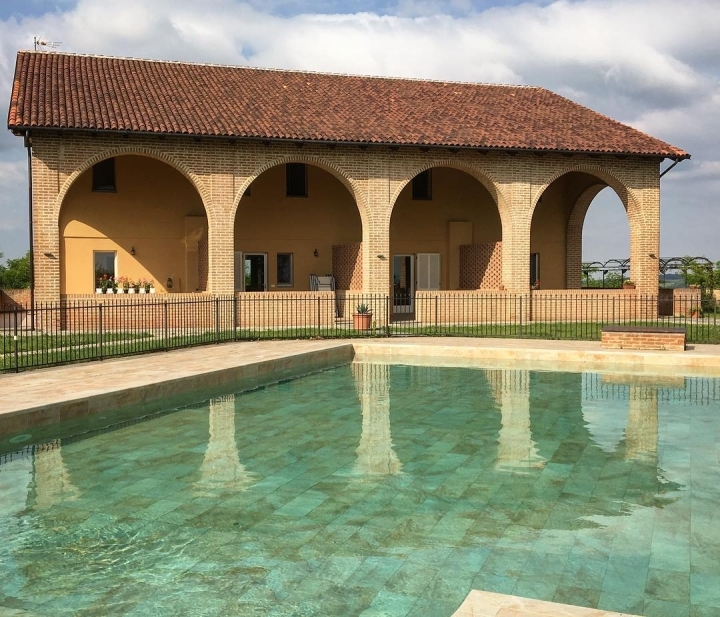 Esterno piscina Relais Foto - Capodanno Trattoria Sarroc Monferrato